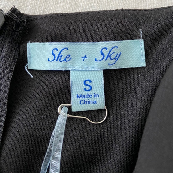 Black twist dress - Picture 3 of 5